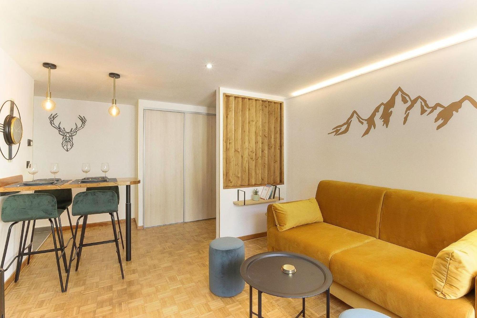 Bellevarde Apt - Newly Renovated - Central - Beside Tmb Start/End Les Houches Exteriör bild
